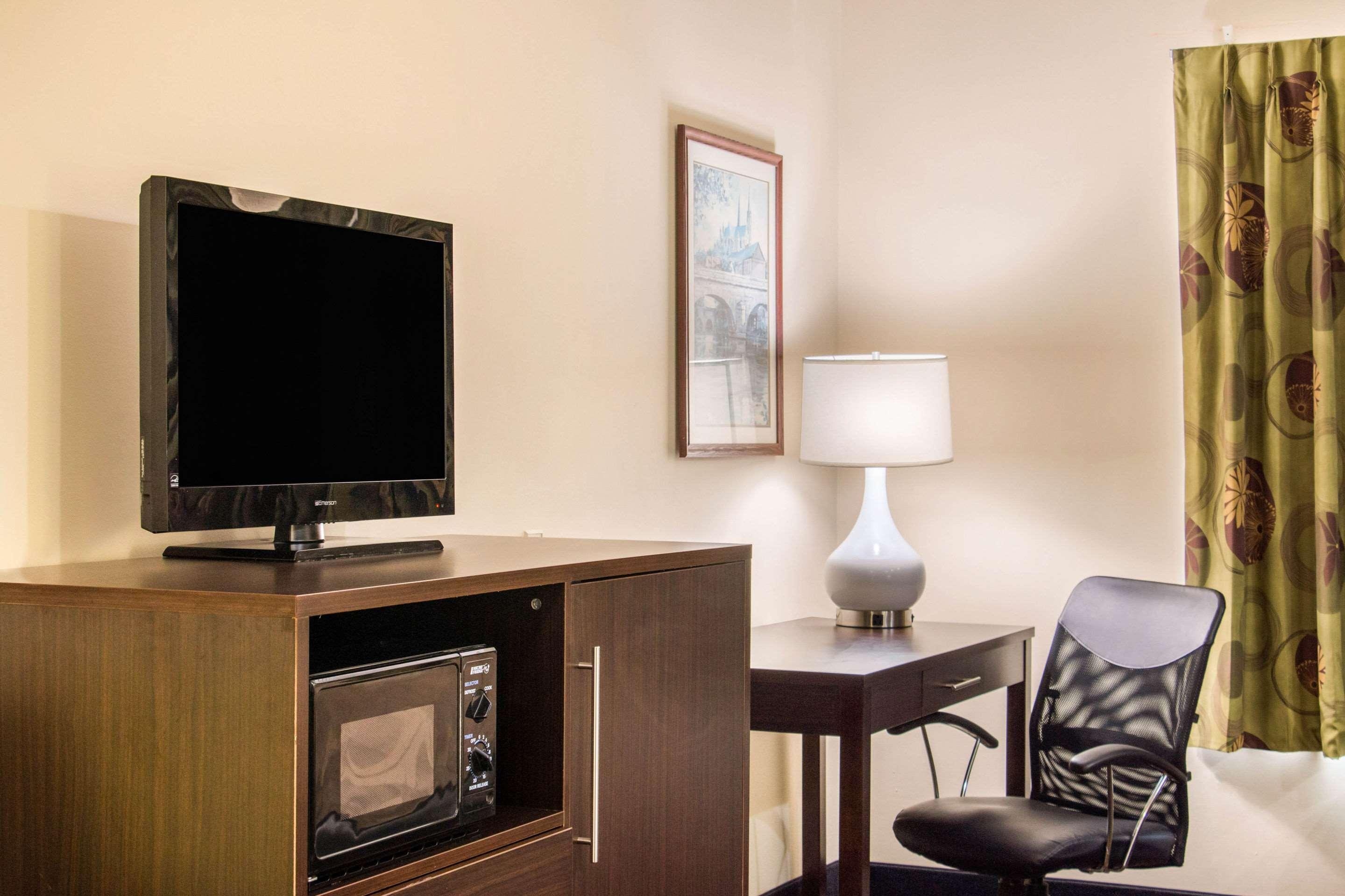 Quality Inn Pooler - Savannah I-95 מראה חיצוני תמונה