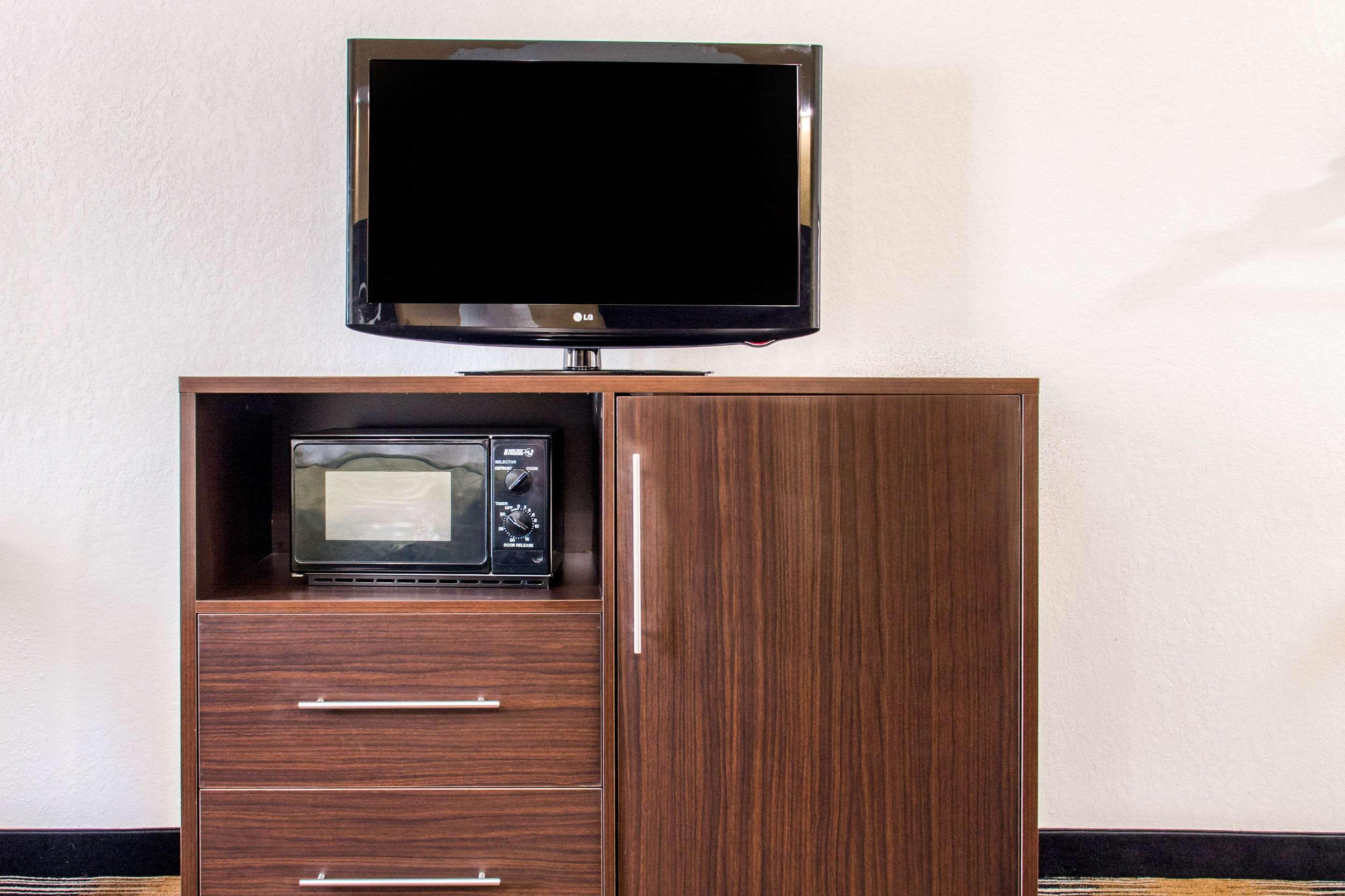 Quality Inn Pooler - Savannah I-95 מראה חיצוני תמונה