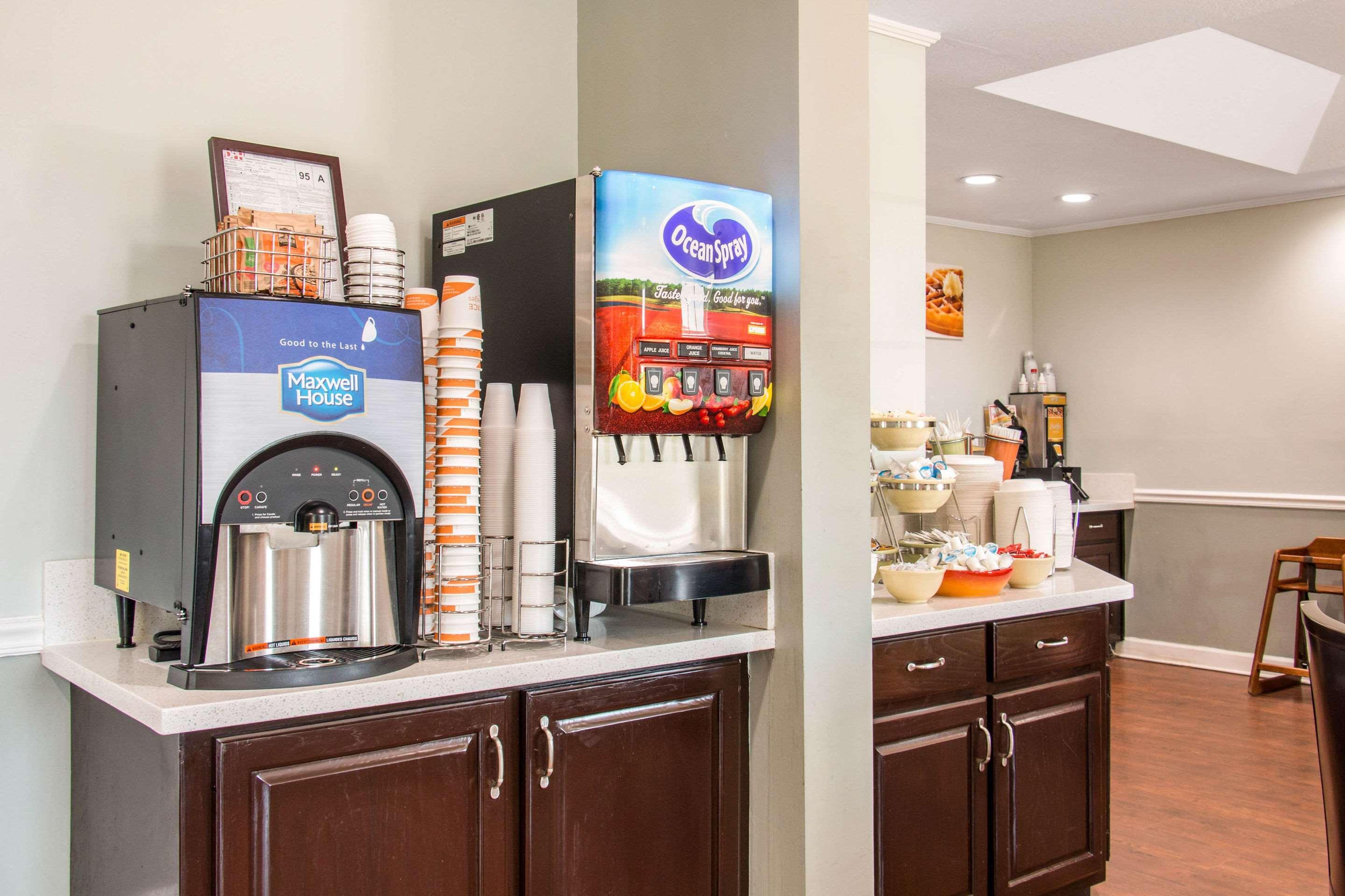 Quality Inn Pooler - Savannah I-95 מראה חיצוני תמונה