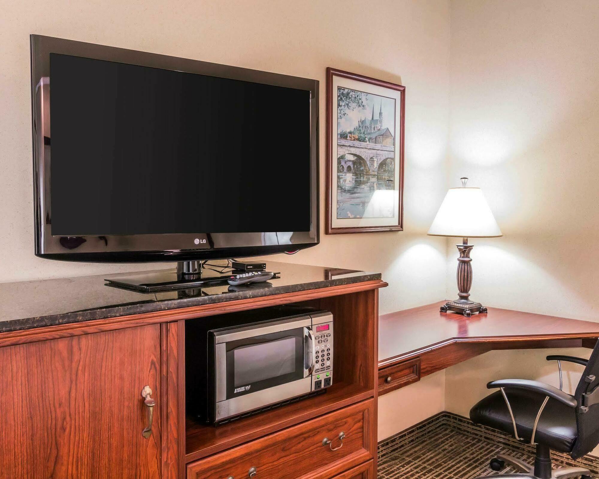 Quality Inn Pooler - Savannah I-95 מראה חיצוני תמונה